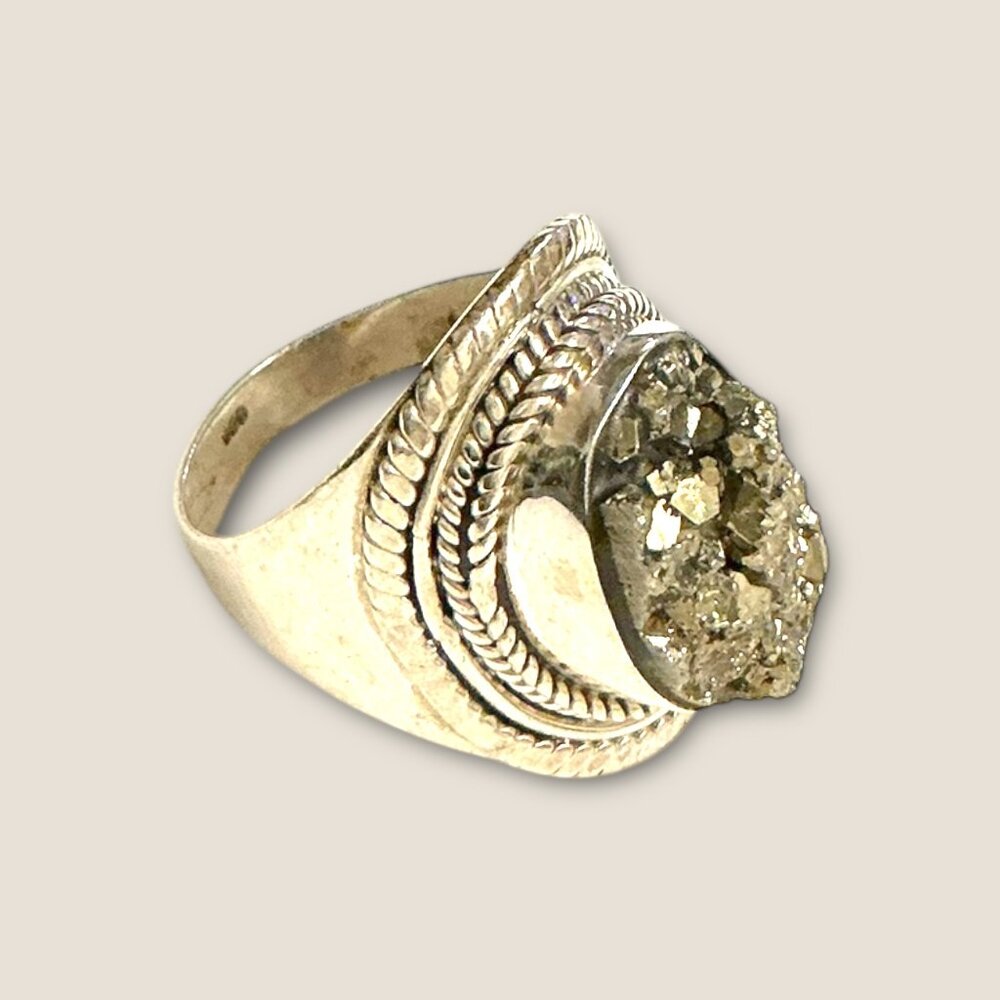Vintage Sterling Silver Pyrite Statement Ring 7.5 Grams Size 7.5 With Intricate - Picture 5 of 5